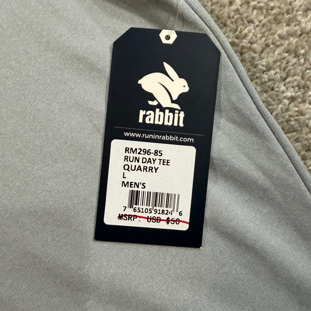 Rabbit Run Day Tee Quarry Mens L Gray Athletic Performance Running Shirt NWT - Picture 3 of 8